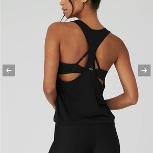 Alo Yoga all day tank - size large